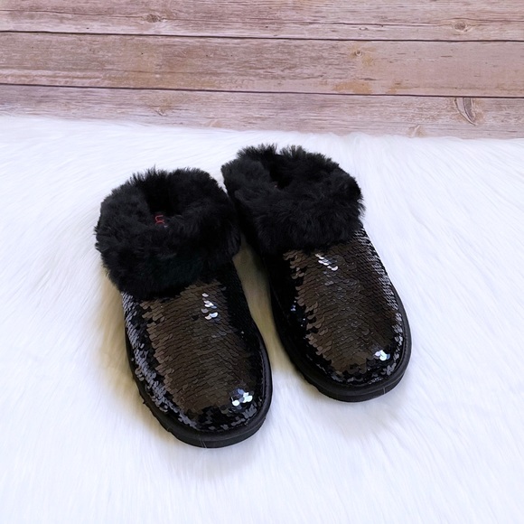 UGG Women’s Cluggette Sequin Black Slippers - Picture 3 of 8